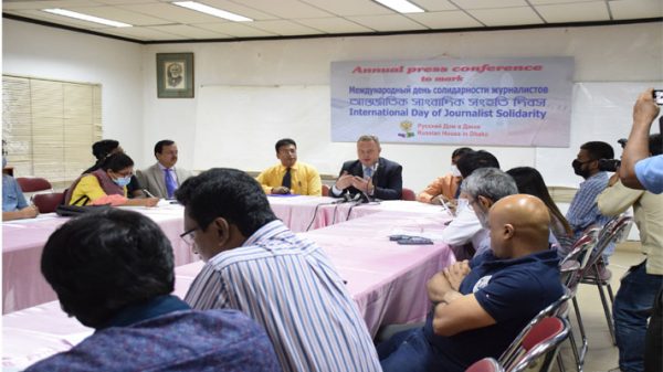 বাংলাদেশে অনলাইন সাংবাদিকতা এখন খুবই জনপ্রিয়