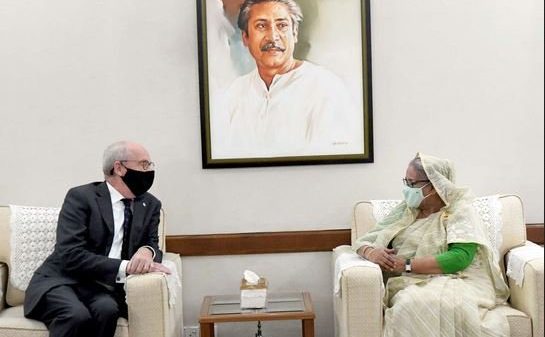 রোহিঙ্গা ও আটকে পড়া পাকিস্তানিরা বাংলাদেশের অর্থনীতিতে চাপ সৃষ্টি করছে : প্রধানমন্ত্রী