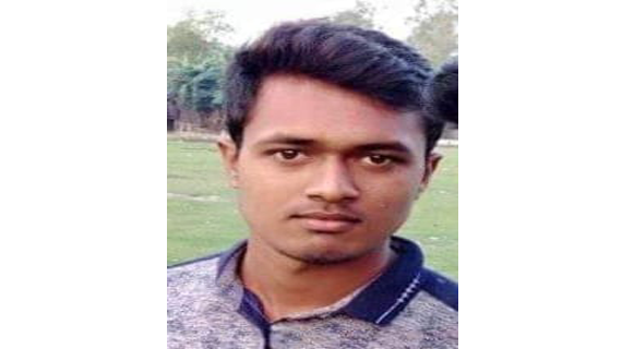 মোবাইল চার্জ দিতে গিয়ে বিদ্যুৎ স্পৃষ্টে কলেজ ছাত্রের মৃত্যু