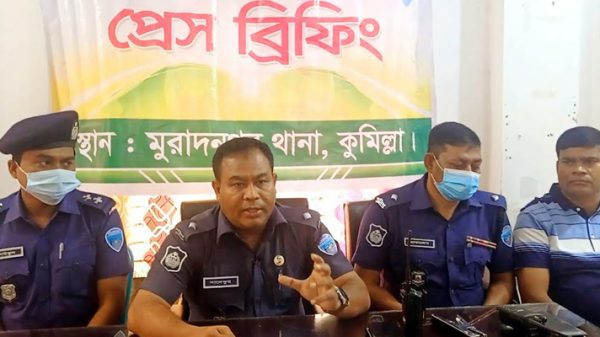 পরকীয়া দেখে ফেলায় বন্ধুকে খুন, কারাগারে ৫