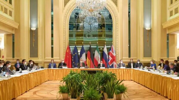 ইরানের সঙ্গে যুক্তরাষ্ট্র পরমাণু চুক্তিতে ফিরবে যদি…