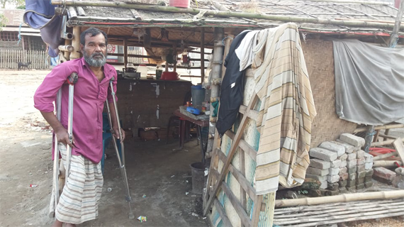 ভাঙ্গুড়ায় ২০বছরেও নিজ নামীয় পত্তনী সম্পতি দখল পাননি ভুমিহীন পঙ্গু আলতাব