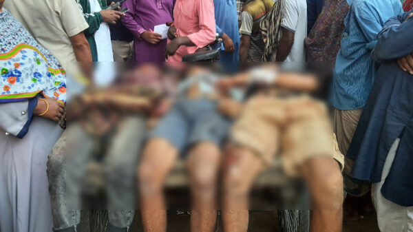 মোটরসাইকেলে ঘুরতে বের হলো ৩ বন্ধু, ফিরল লাশ হয়ে