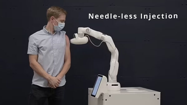 সুই না ফুটিয়েই টিকা দেবে রোবট