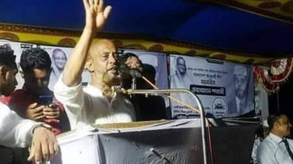 নৌকায় ভোট না দিলে কবর দিতে না দেওয়ার হুমকি চেয়ারম্যান প্রার্থীর