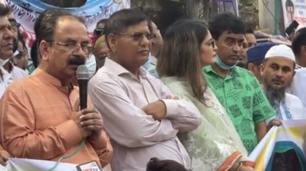 আ.লীগ ক্ষমতায় থাকার মতো পরিস্থিতিতে নেই : গয়েশ্বর