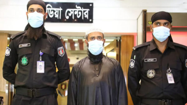 ব্যবসায়ী জাকিরকে হত্যার পর চিল্লায় যান মুয়াজ্জিন